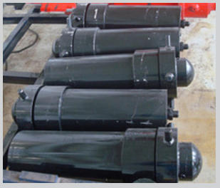 Hydraulic leg cylinder
